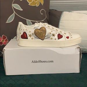 Brand new Aldo sneakers 7.5 style name Elixir